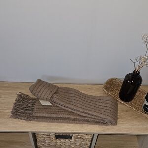 Cozy Brown Knit Scarf